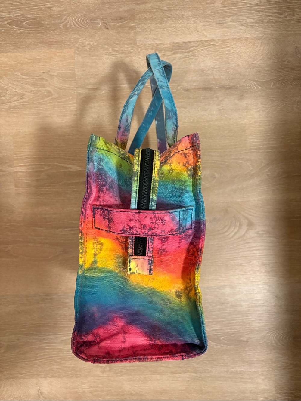 Large Marc Jacobs “Marbled Rainbow” 🌈 THE TOTE BAG w/Gold Leaf Lettering - Picture 3 of 12